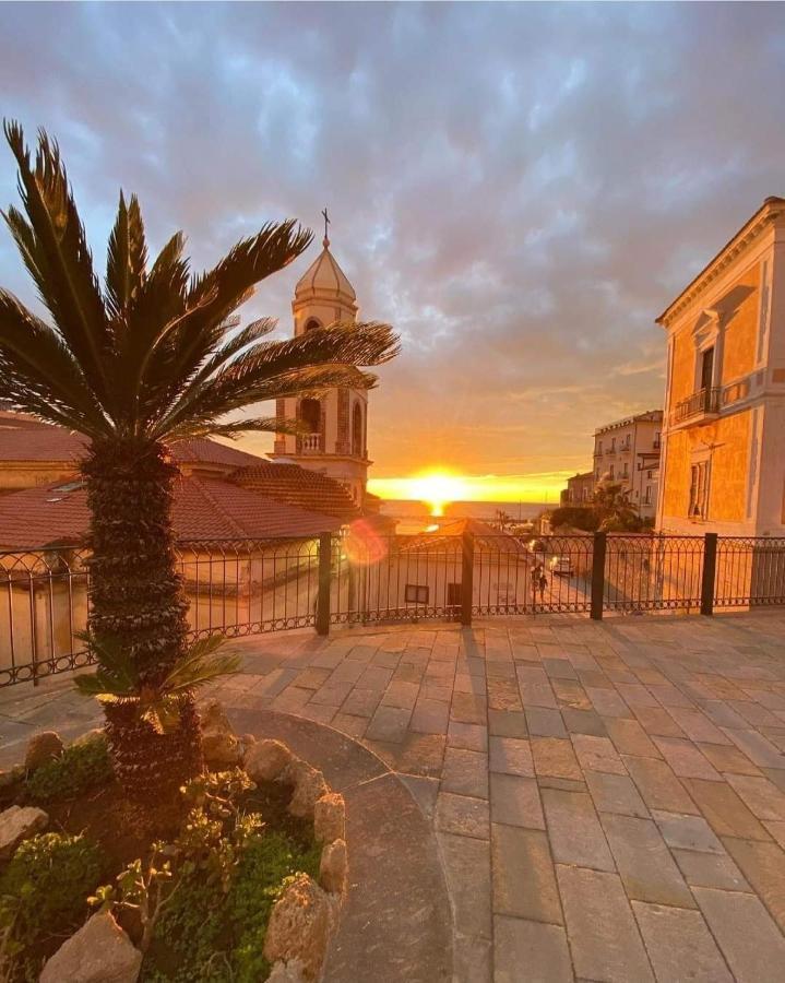 Апартаменти La Casa Di Nonna Nennella Санта-Марія-ді-Кастеллабате Екстер'єр фото