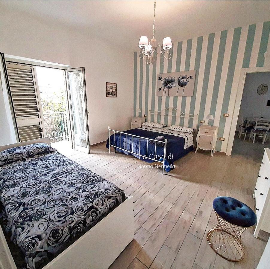 Апартаменти La Casa Di Nonna Nennella Санта-Марія-ді-Кастеллабате Екстер'єр фото