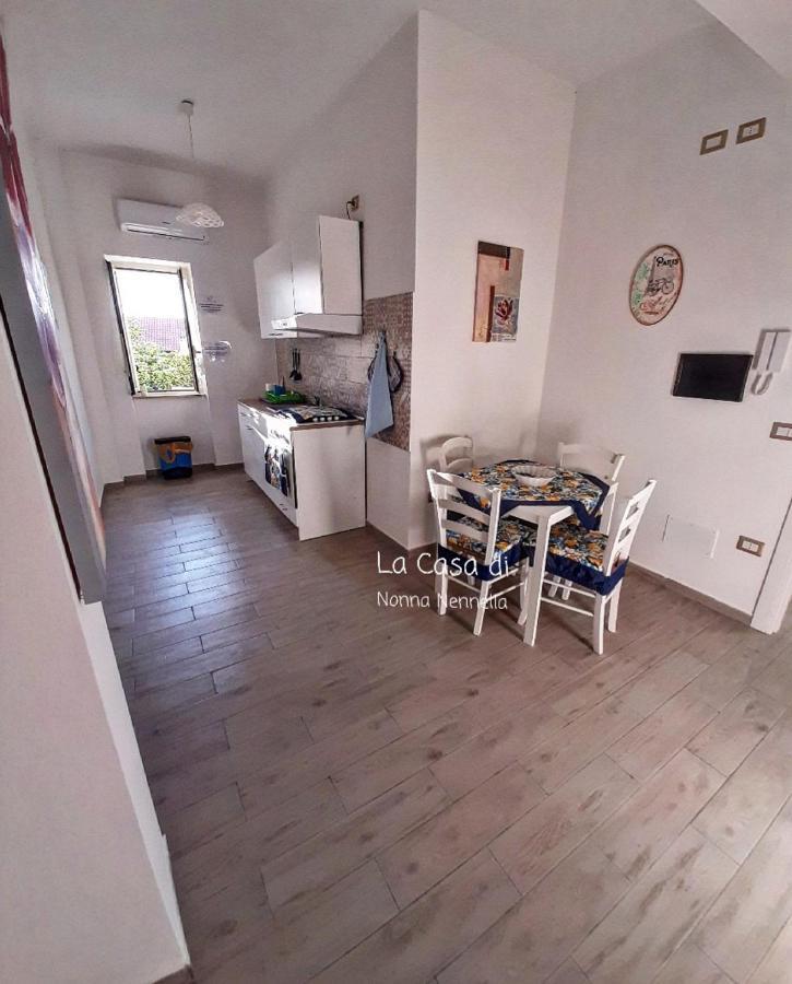 Апартаменти La Casa Di Nonna Nennella Санта-Марія-ді-Кастеллабате Екстер'єр фото